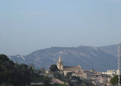 Aubagne, une ville accueillante, pleine de saveurs et d'histoire.